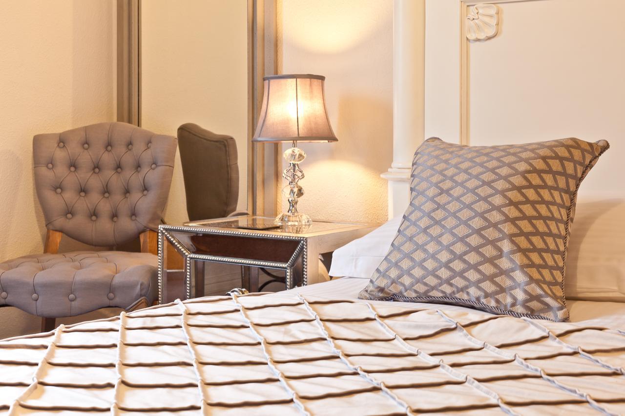 Chestnuts Guest House (Adults Only) วินเดอร์เมียร์ ภายนอก รูปภาพ