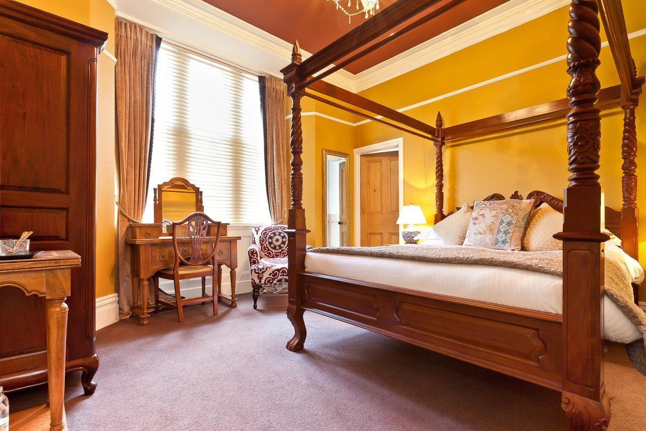 Chestnuts Guest House (Adults Only) วินเดอร์เมียร์ ภายนอก รูปภาพ